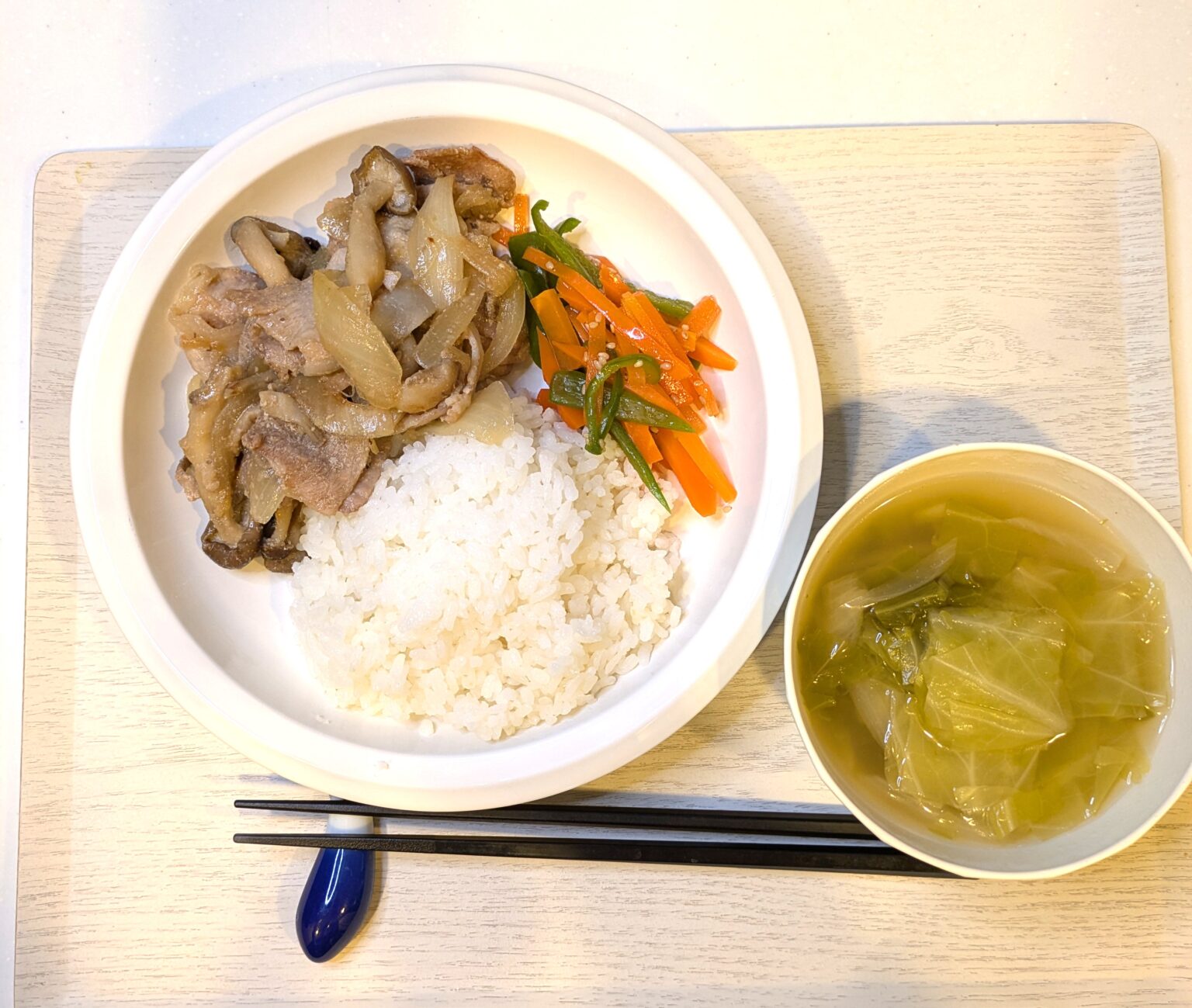 ワンプレートで済ませる夕食